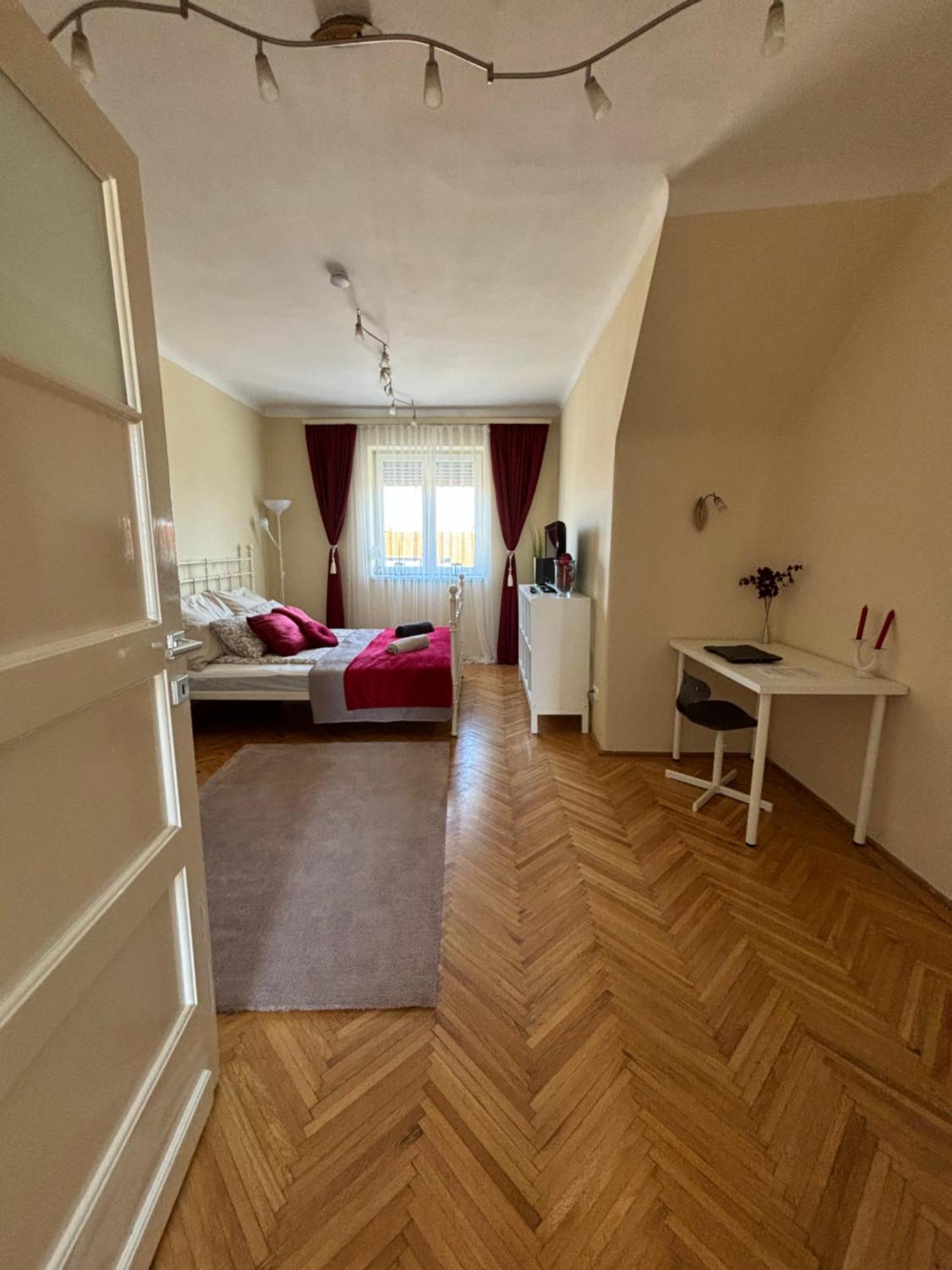 Downtown Hideaway Apartman 布达佩斯 外观 照片