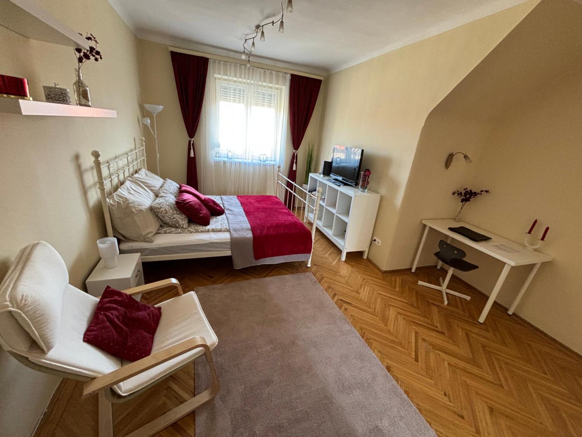 Downtown Hideaway Apartman 布达佩斯 外观 照片