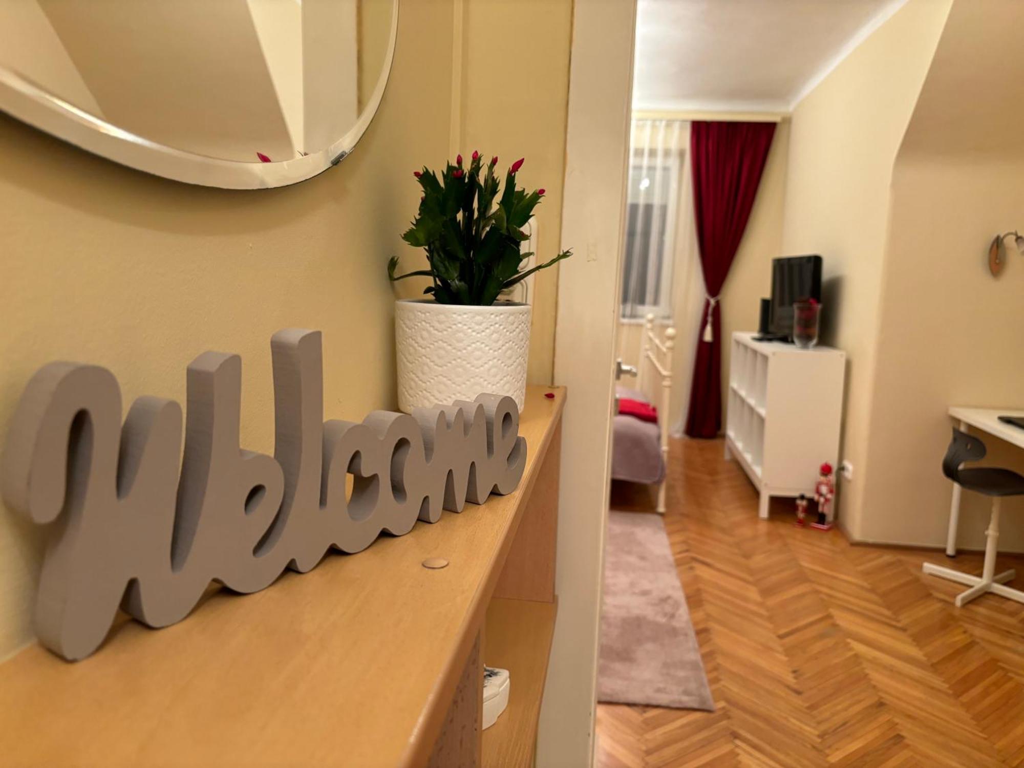 Downtown Hideaway Apartman 布达佩斯 外观 照片