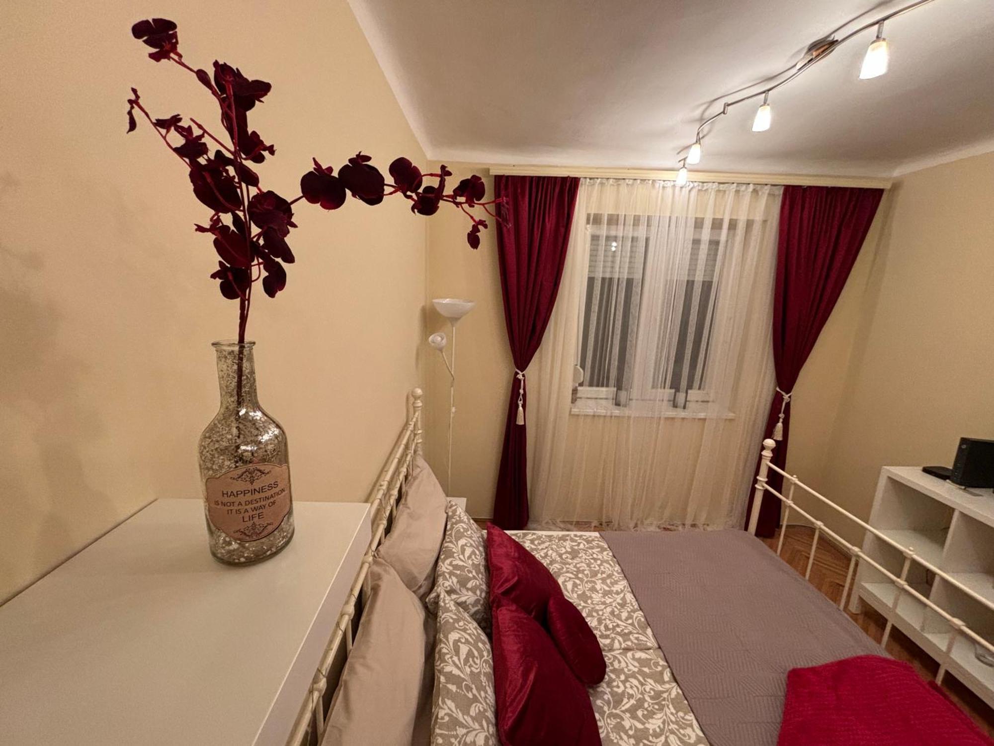 Downtown Hideaway Apartman 布达佩斯 外观 照片